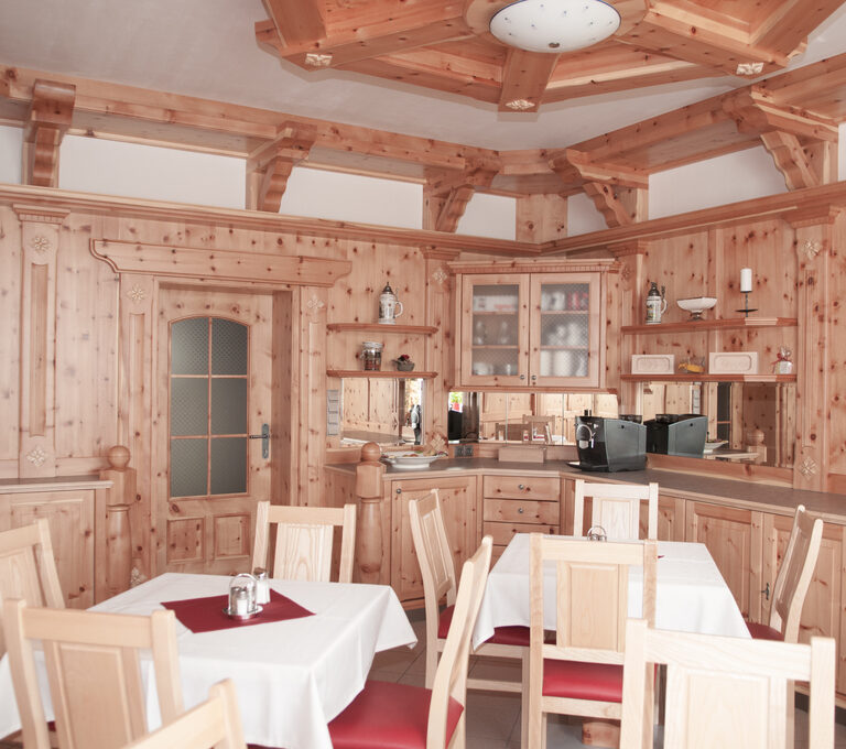uriges Gasthaus von Mk Tischlerei Manfred Kraxenberger GmbH