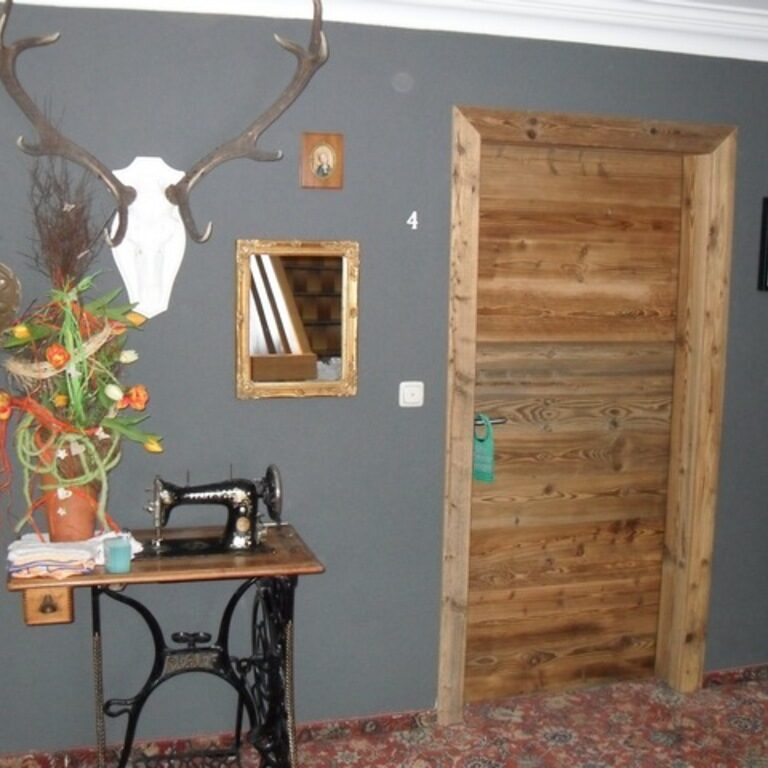 Türe von Mk Tischlerei Manfred Kraxenberger GmbH