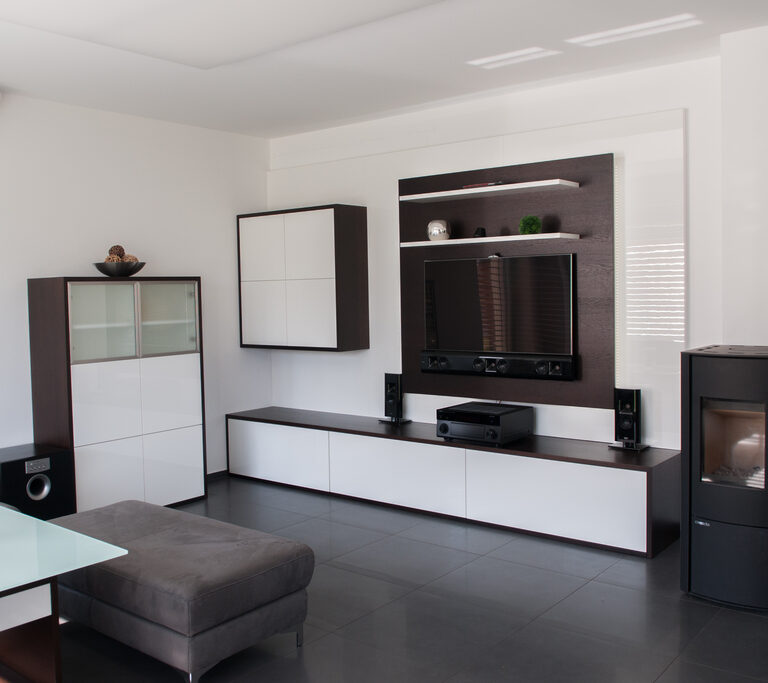 modernes Wohnzimmer von Mk Tischlerei Manfred Kraxenberger GmbH